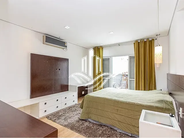 Casa 4 quartos e 5 banheiros, à venda, no bairro Alto da Boa Vista em São Paulo