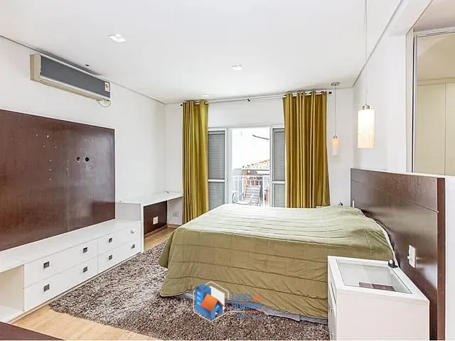 Casa 4 quartos e 5 banheiros, à venda, no bairro Alto da Boa Vista em São Paulo