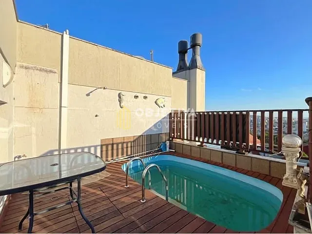 Cobertura / Penthouse 1 quarto e 2 banheiros, à venda, no bairro Cristal em Porto Alegre