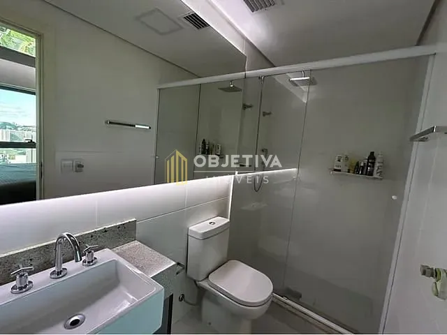 Apartamento 1 quarto e 2 banheiros, à venda, no bairro Menino Deus em Porto Alegre