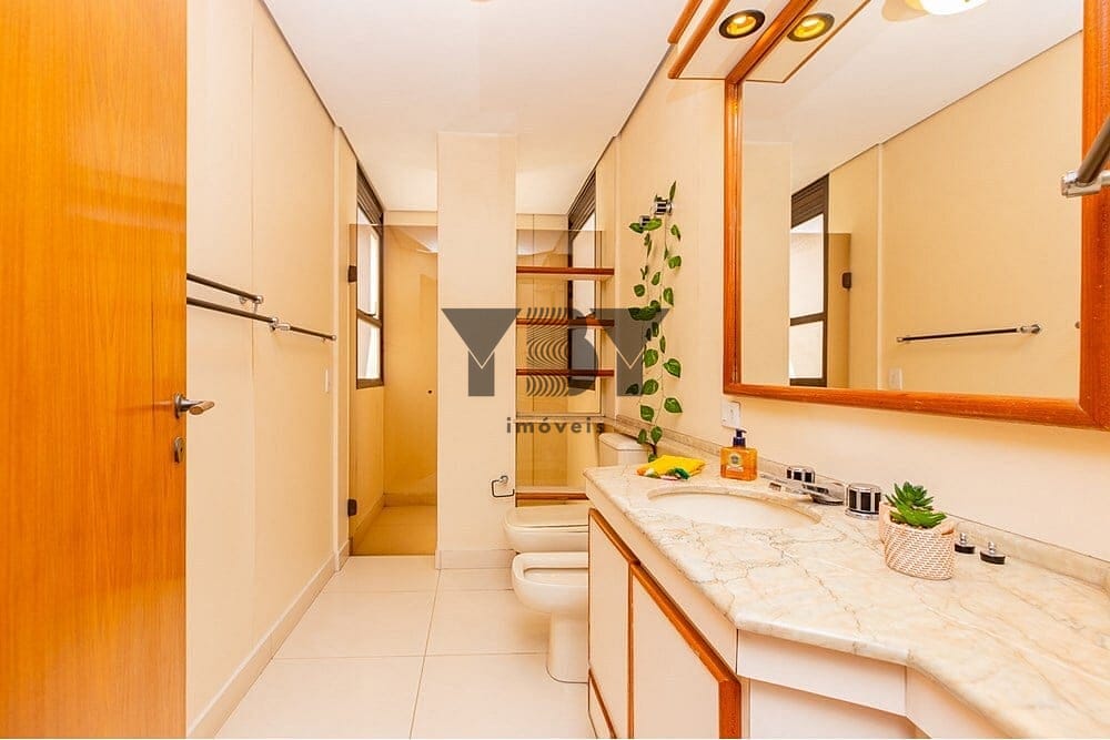 Apartamento à venda com 4 quartos, 200m² - Foto 37