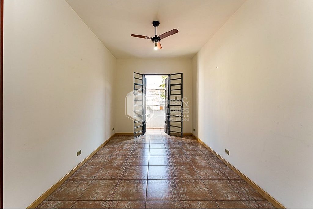 Casa à venda com 2 quartos, 225m² - Foto 14