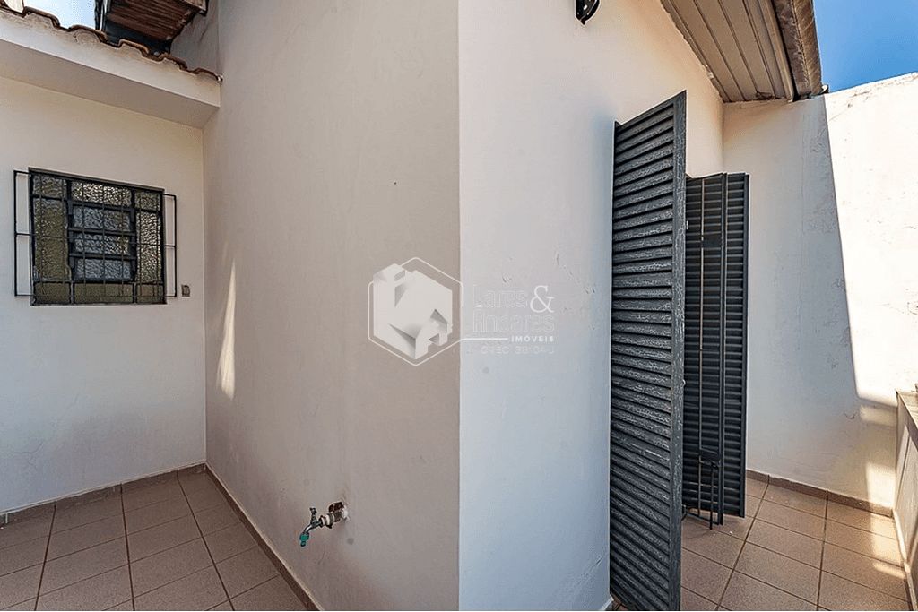Casa à venda com 2 quartos, 225m² - Foto 5