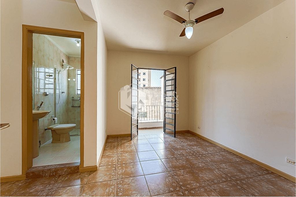 Casa à venda com 2 quartos, 225m² - Foto 8