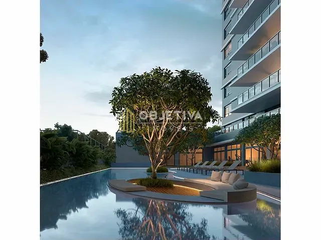 Casa 4 quartos e 6 banheiros, à venda, no bairro Petrópolis em Porto Alegre