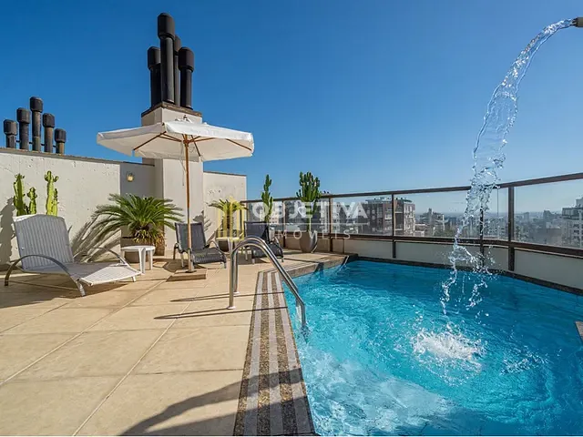 Cobertura / Penthouse 4 quartos e 5 banheiros, à venda, no bairro Bela Vista em Porto Alegre