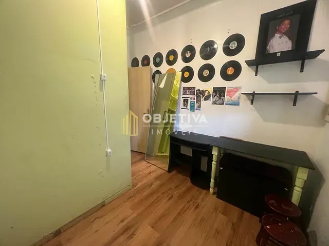 Apartamento 3 quartos e 1 banheiro, à venda, no bairro Centro Histórico em Porto Alegre
