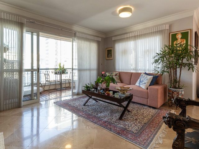 Foto do Apartamento - Apartamento à venda 2 Quartos 2 Suites 3 Vagas 165M² Moema São Paulo - SP | Lares e Andares Imóveis