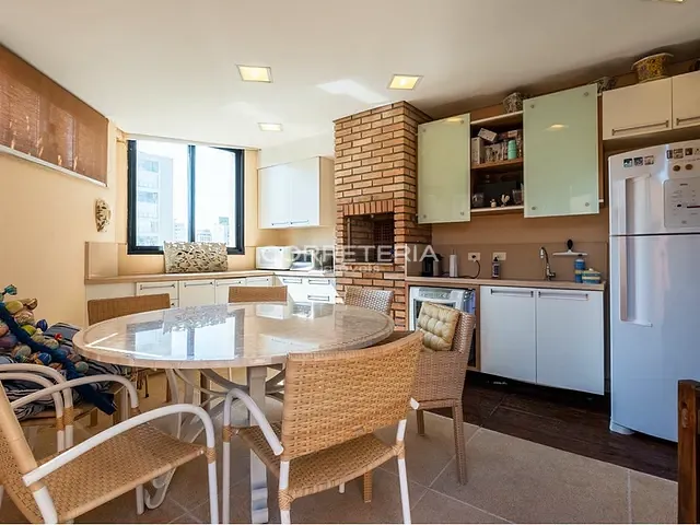 Cobertura / Penthouse 3 quartos e 4 banheiros, à venda, no bairro Indianópolis em São Paulo