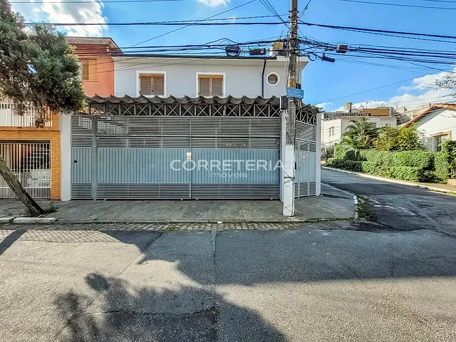 Casa 3 quartos e 4 banheiros, à venda, no bairro Saúde em São Paulo