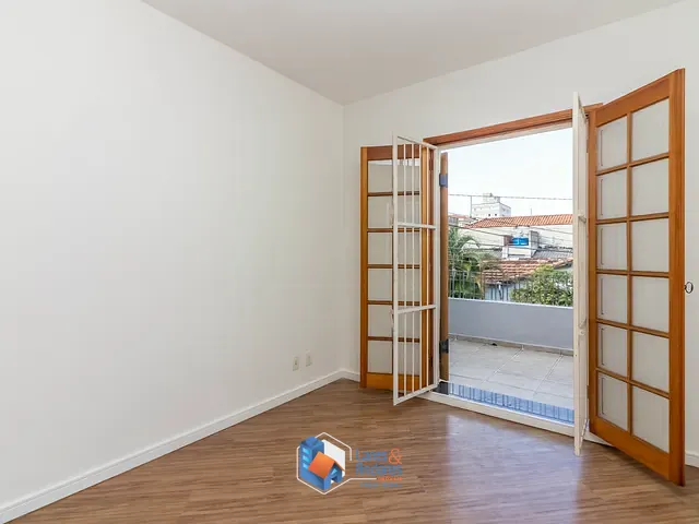 Casa 3 quartos e 4 banheiros, à venda, no bairro Saúde em São Paulo