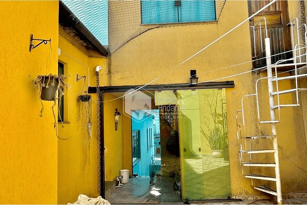 Casa à venda com 3 quartos, 70m² - Foto 32