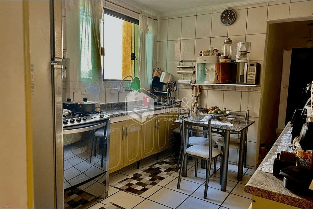Casa à venda com 3 quartos, 70m² - Foto 26