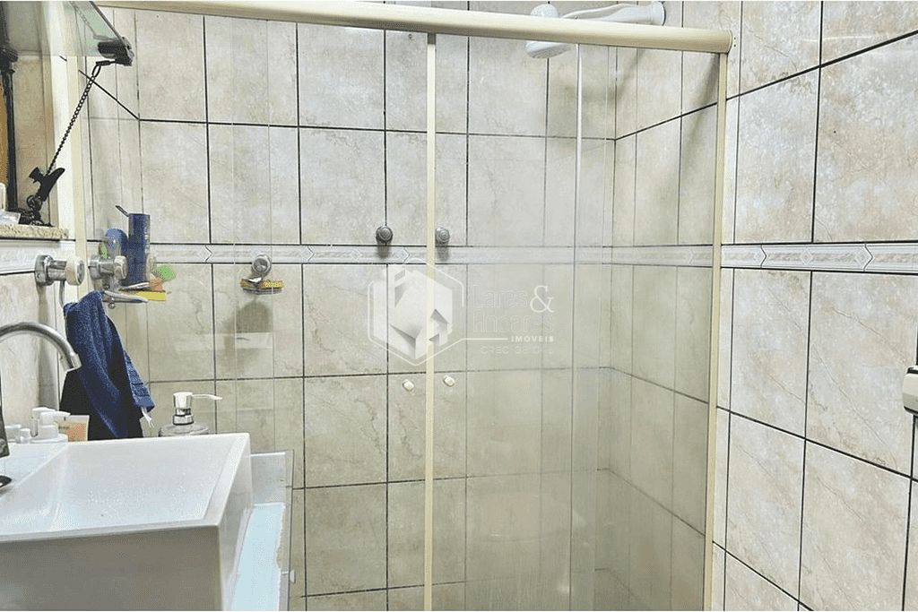 Casa à venda com 3 quartos, 70m² - Foto 3
