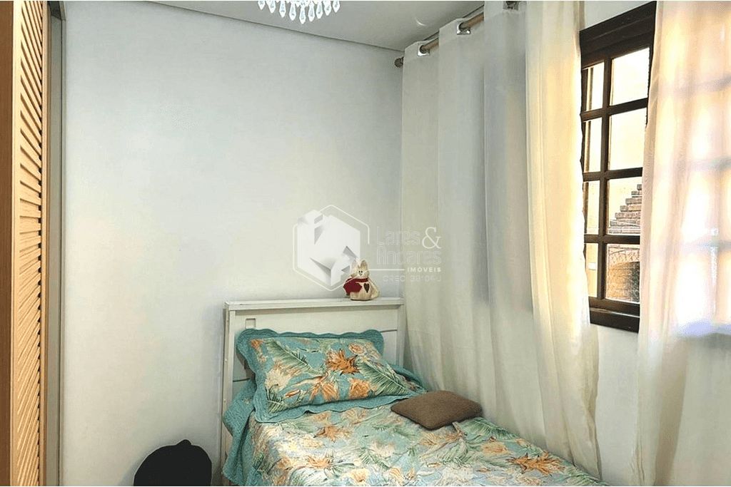 Casa à venda com 3 quartos, 70m² - Foto 5