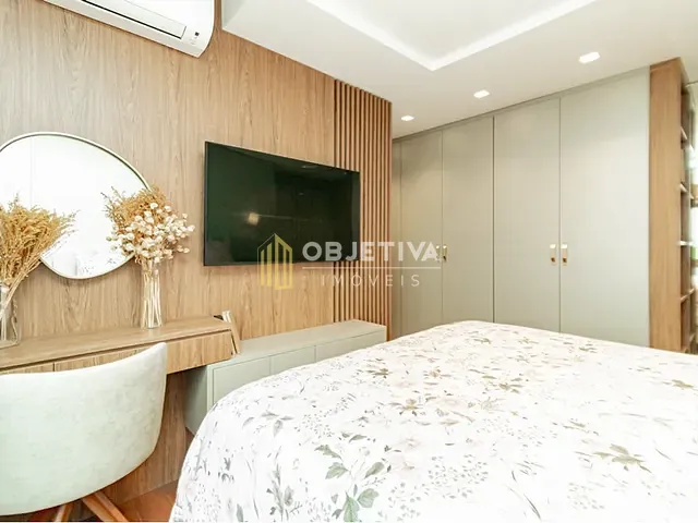 Apartamento 3 quartos e 5 banheiros, à venda, no bairro Menino Deus em Porto Alegre