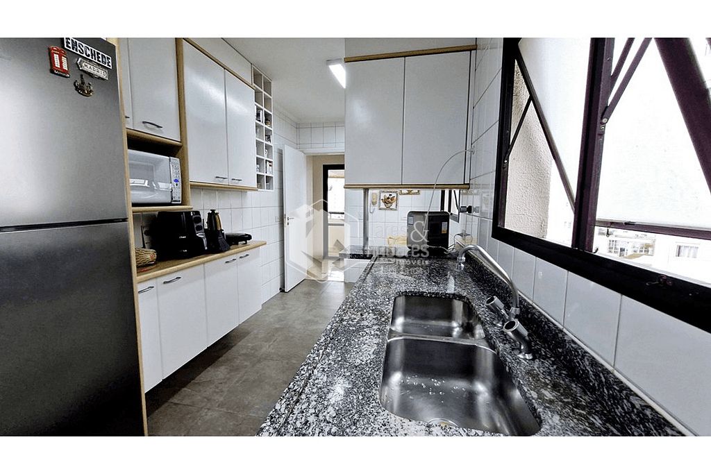 Apartamento à venda com 3 quartos, 167m² - Foto 16