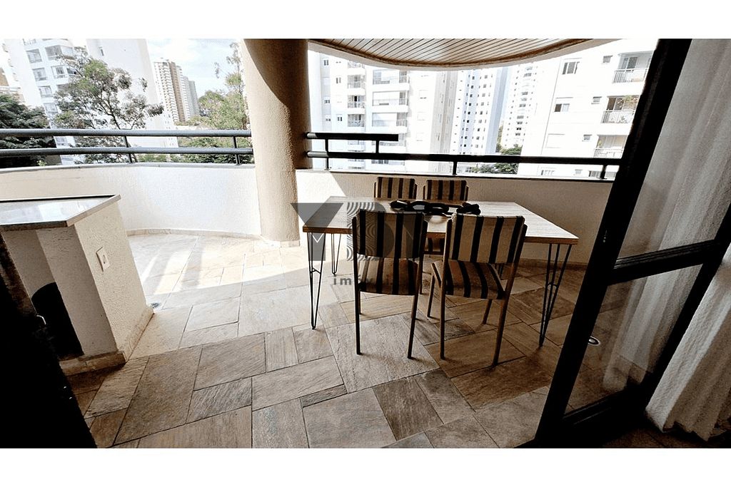 Apartamento à venda com 3 quartos, 167m² - Foto 23