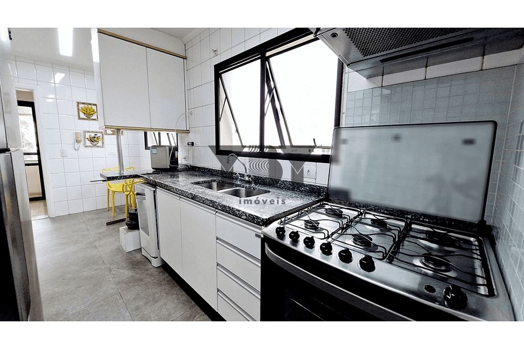 Apartamento à venda com 3 quartos, 167m² - Foto 15