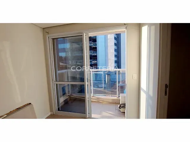 Sala à venda, no bairro Paraíso em São Paulo