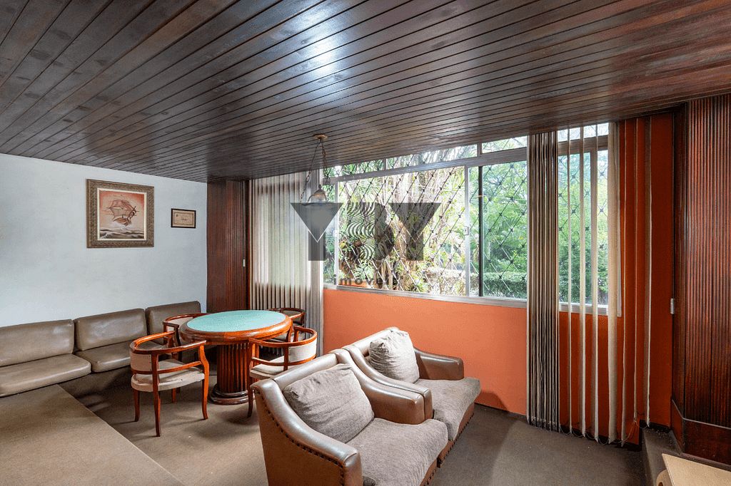 Casa à venda com 4 quartos, 330m² - Foto 35