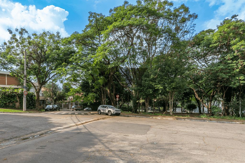 Casa à venda com 4 quartos, 330m² - Foto 12