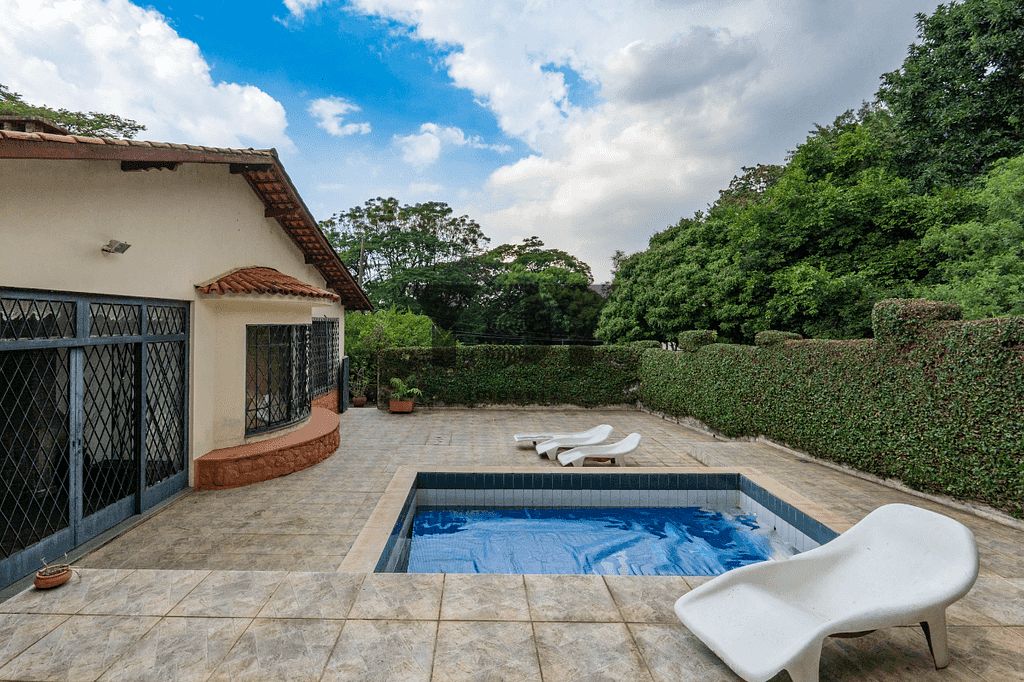 Casa à venda com 4 quartos, 330m² - Foto 19