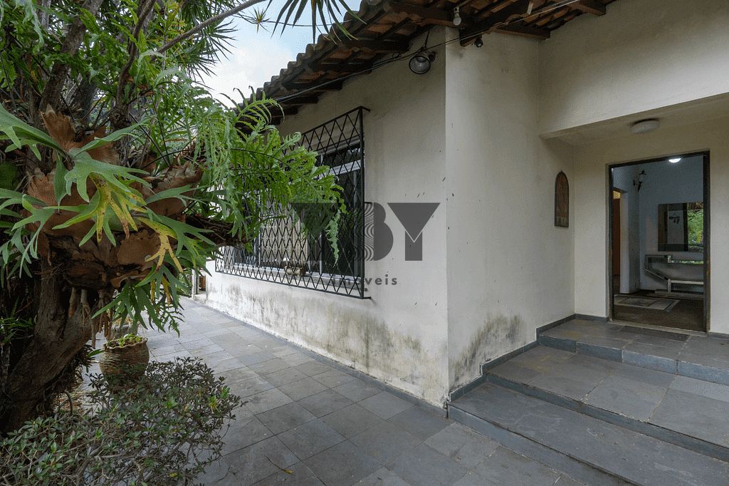 Casa à venda com 4 quartos, 330m² - Foto 20