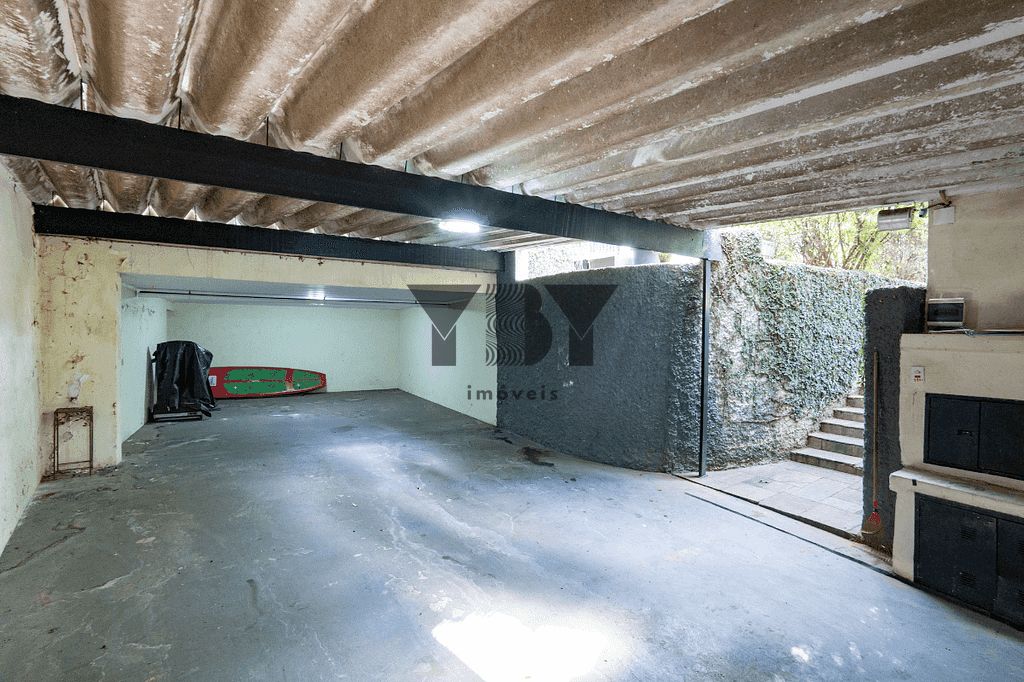 Casa à venda com 4 quartos, 330m² - Foto 29