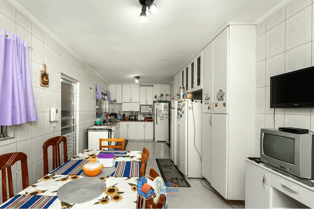 Casa, 3 quartos, 250 m² - Foto 35