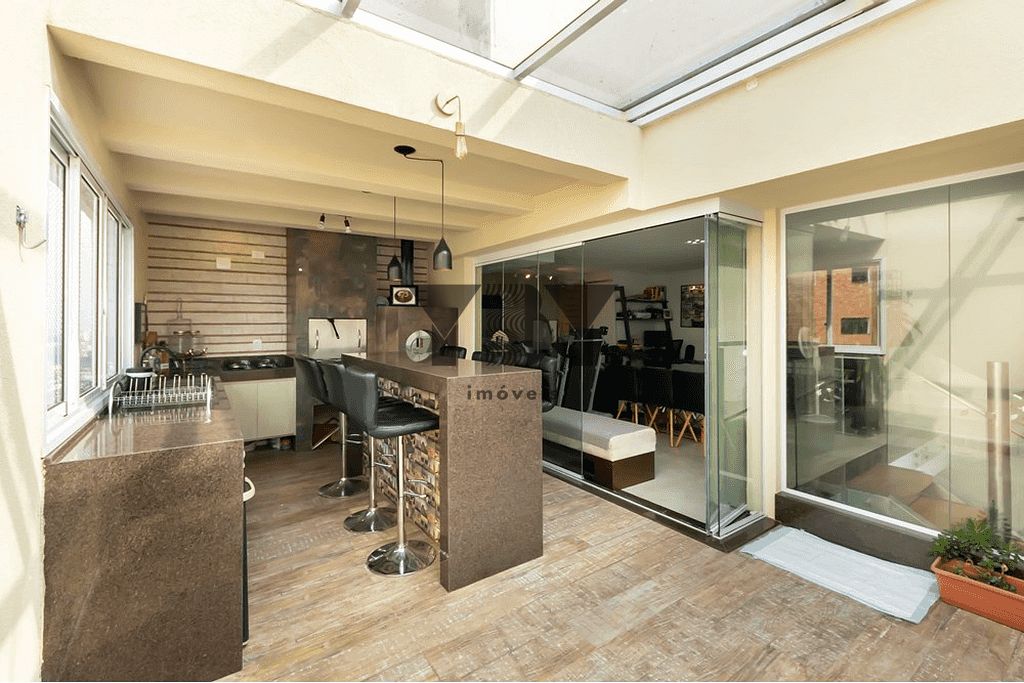 Cobertura à venda com 2 quartos, 125m² - Foto 4