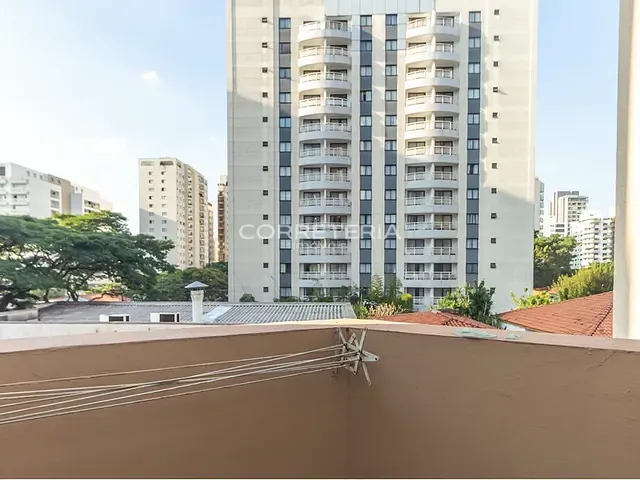 Apartamento 1 quarto e 1 banheiro, à venda, no bairro Moema em São Paulo