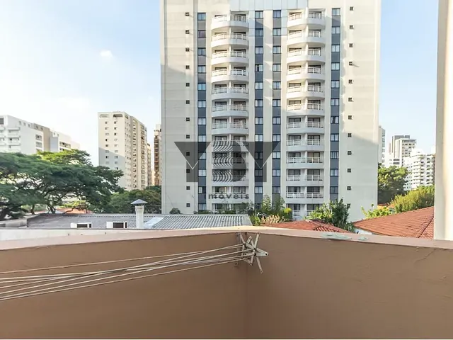 Apartamento 1 quarto e 1 banheiro, à venda, no bairro Moema em São Paulo