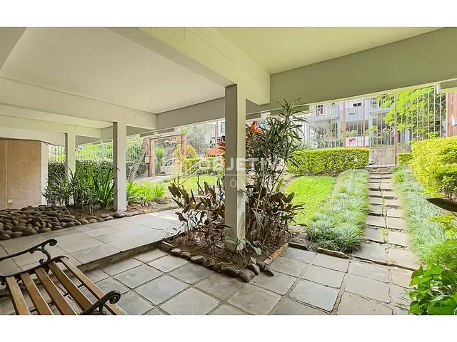 Cobertura / Penthouse 3 quartos e 3 banheiros, à venda, no bairro Petrópolis em Porto Alegre