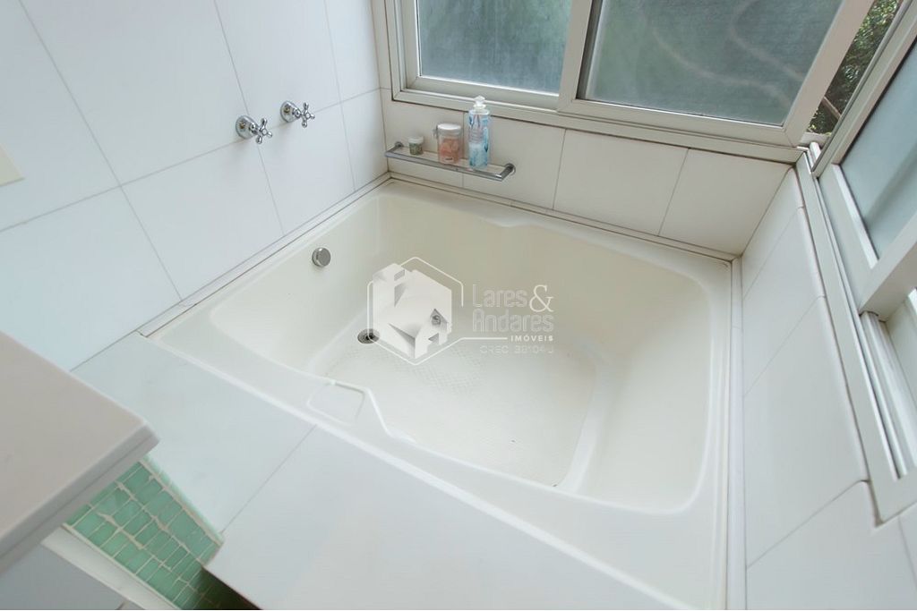 Apartamento à venda com 3 quartos, 271m² - Foto 54