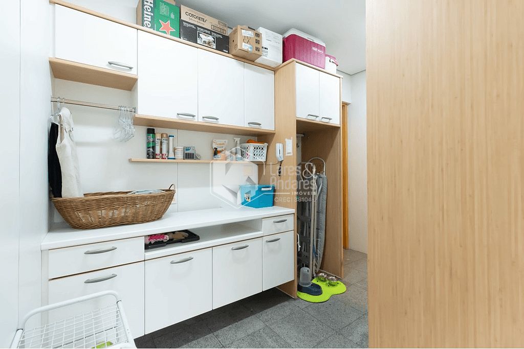 Apartamento à venda com 3 quartos, 271m² - Foto 35