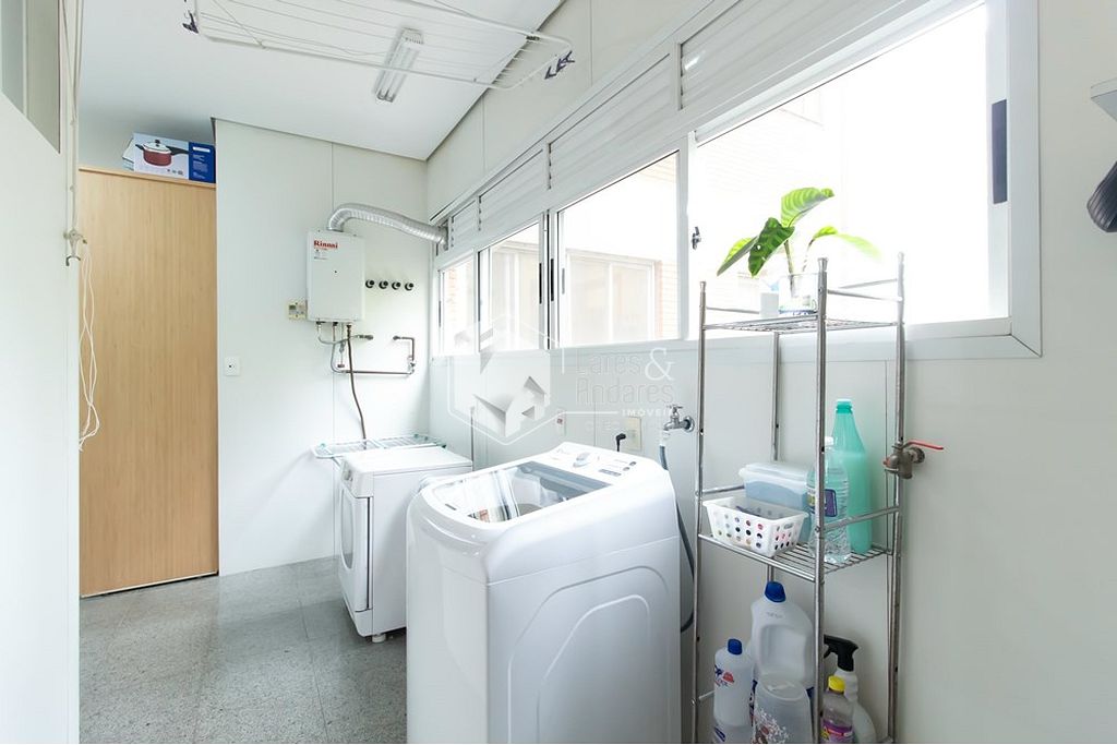 Apartamento à venda com 3 quartos, 271m² - Foto 34
