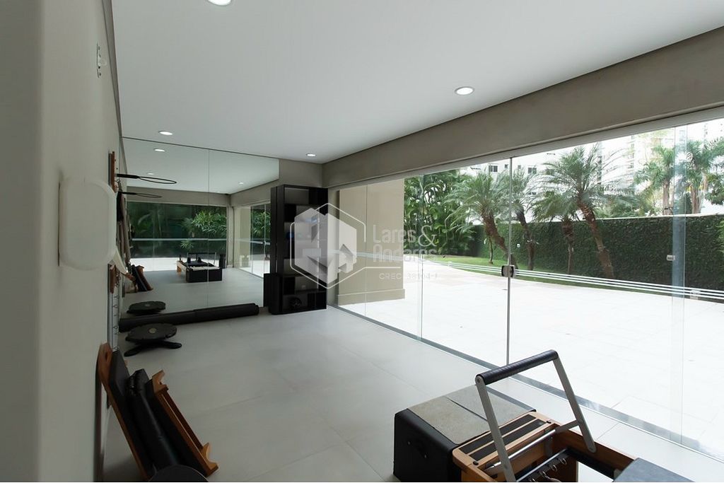 Apartamento à venda com 3 quartos, 271m² - Foto 32
