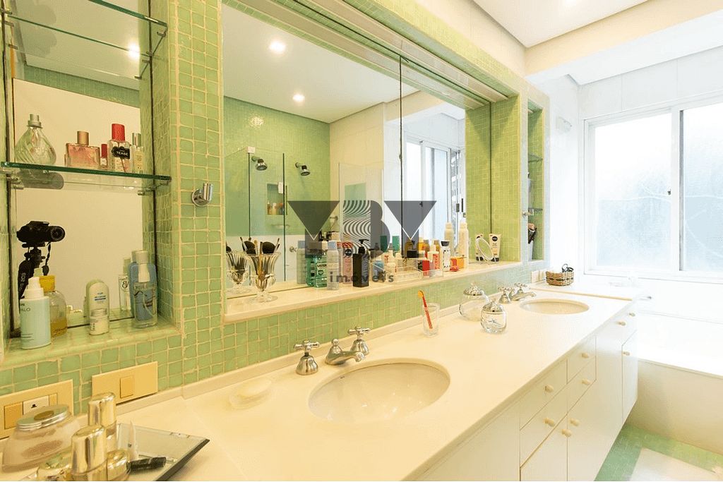 Apartamento à venda com 3 quartos, 271m² - Foto 55