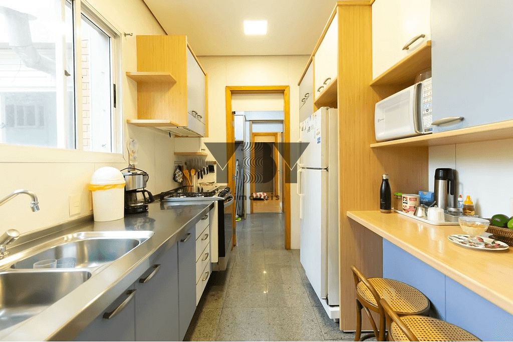 Apartamento à venda com 3 quartos, 271m² - Foto 7