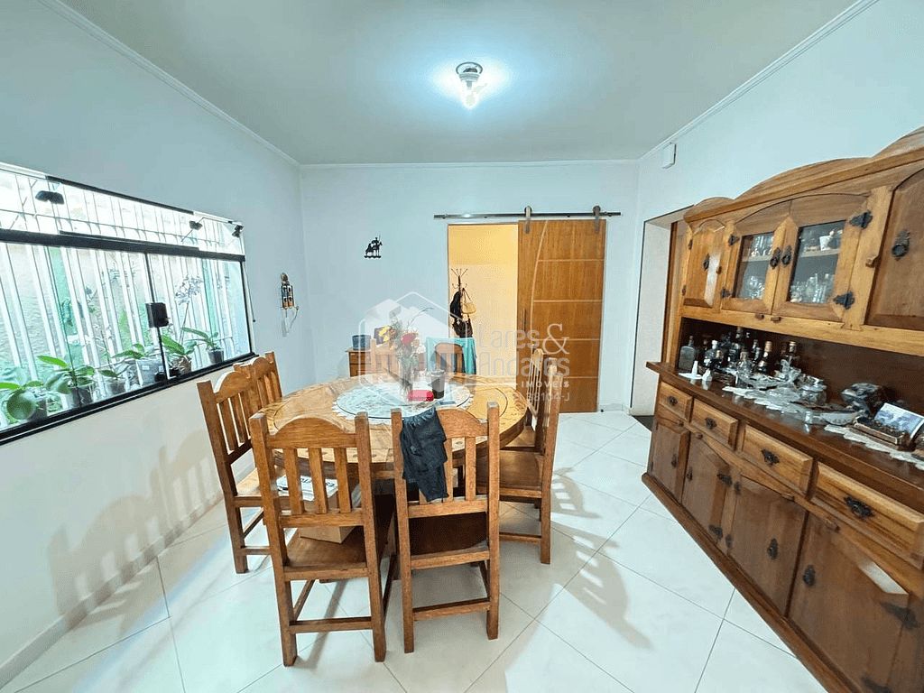 Casa, 3 quartos, 250 m² - Foto 19