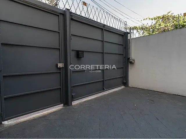 Loja à venda, no bairro Água Branca em São Paulo