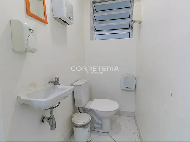 Loja à venda, no bairro Água Branca em São Paulo