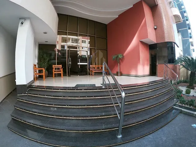 Apartamento 4 quartos e 4 banheiros, à venda, no bairro Itapuã em Vila Velha