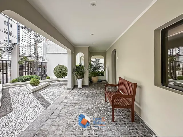 Apartamento 2 quartos e 1 banheiro, à venda, no bairro Vila Nova Conceição em São Paulo
