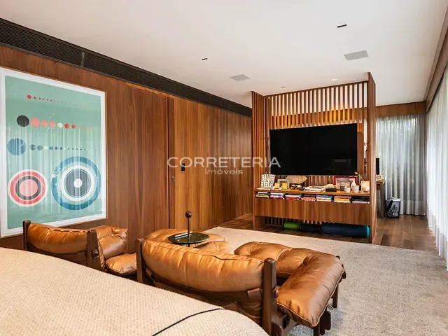 Casa 4 quartos e 6 banheiros, à venda, no bairro Alto de Pinheiros em São Paulo