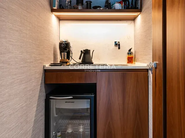 Casa 4 quartos e 6 banheiros, à venda, no bairro Alto de Pinheiros em São Paulo