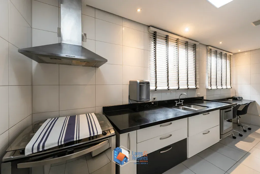 Apartamento, 3 quartos, 162 m² - Foto 2