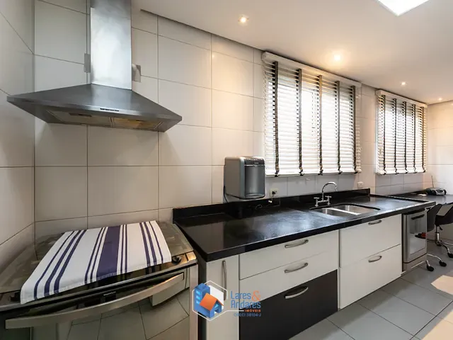 Apartamento 3 quartos e 4 banheiros, à venda, no bairro Itaim Bibi em São Paulo