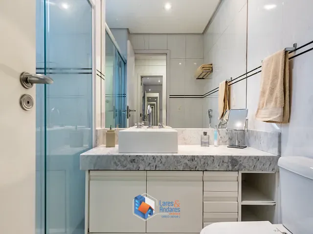 Apartamento 3 quartos e 4 banheiros, à venda, no bairro Itaim Bibi em São Paulo